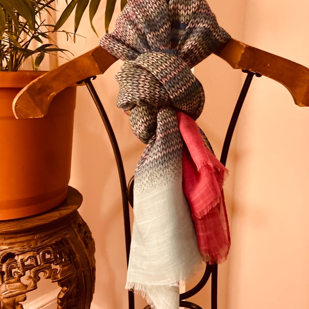 Spring Scarf - Picture 2 of 10